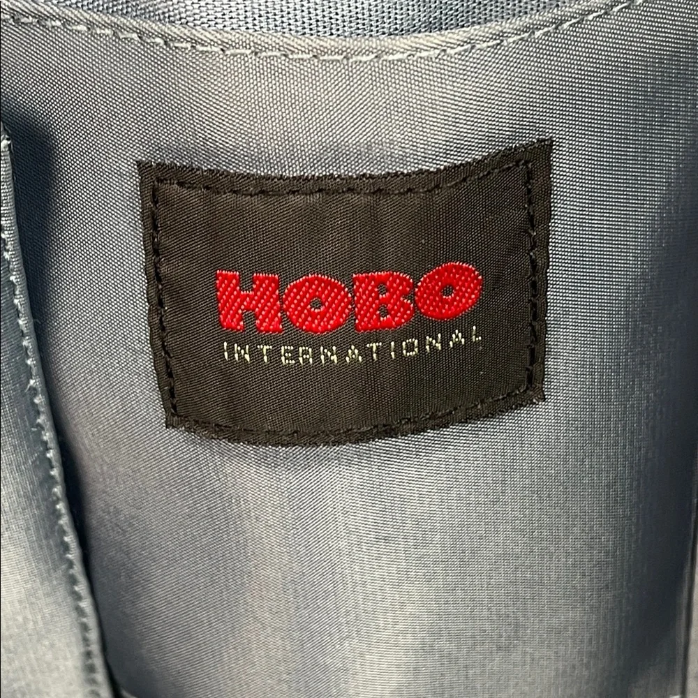 HOBO INTERNATIONAL LAPTOP BAG NYLON AND LEATHER ZIP AROUND PADDED 16x20